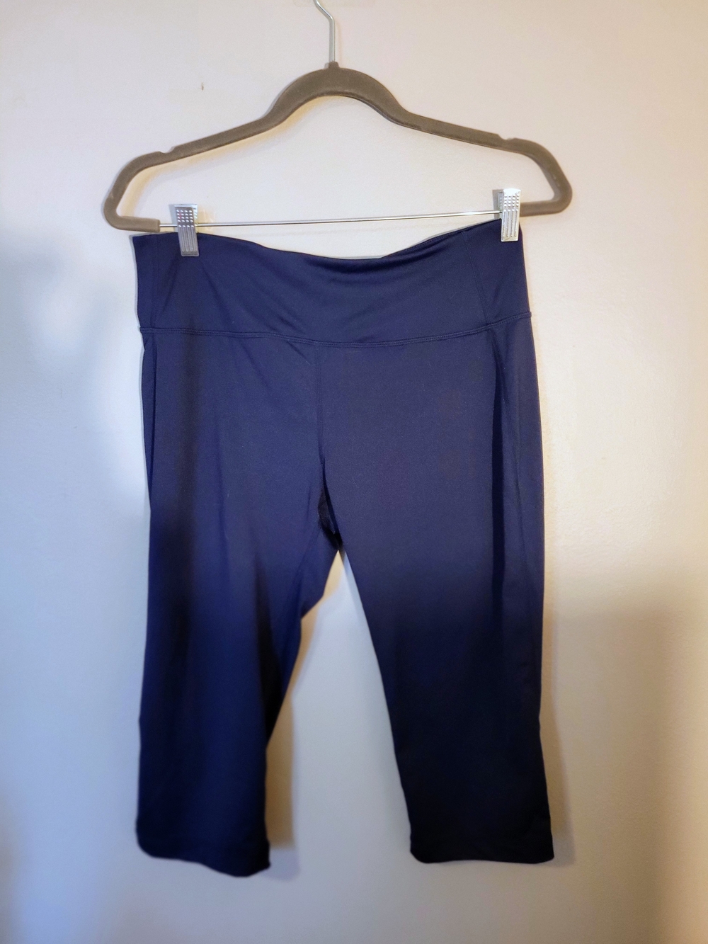 Lapasa Navy Capri Active Yoga Pants